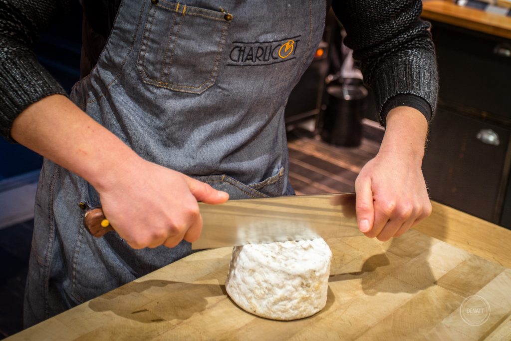 Reportage métier pour la fromagerie Charlicot à Paris par l'agence Denatt